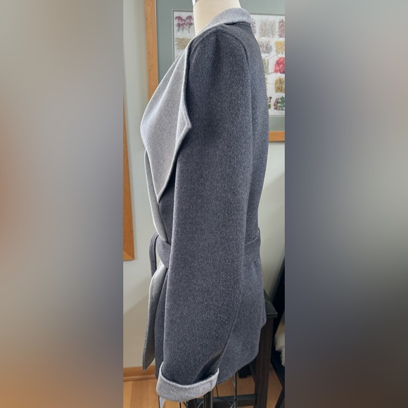 JOSEPH Lisa Wool And Cashmere Blend Felt
Wrap Coat in charcoal grey - Picture 10 of 15